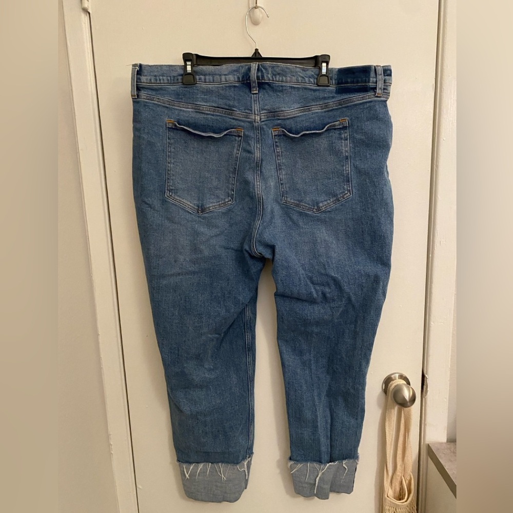 Abercrombie Ankle Straight Ultra High Rise Jeans - Picture 3 of 3